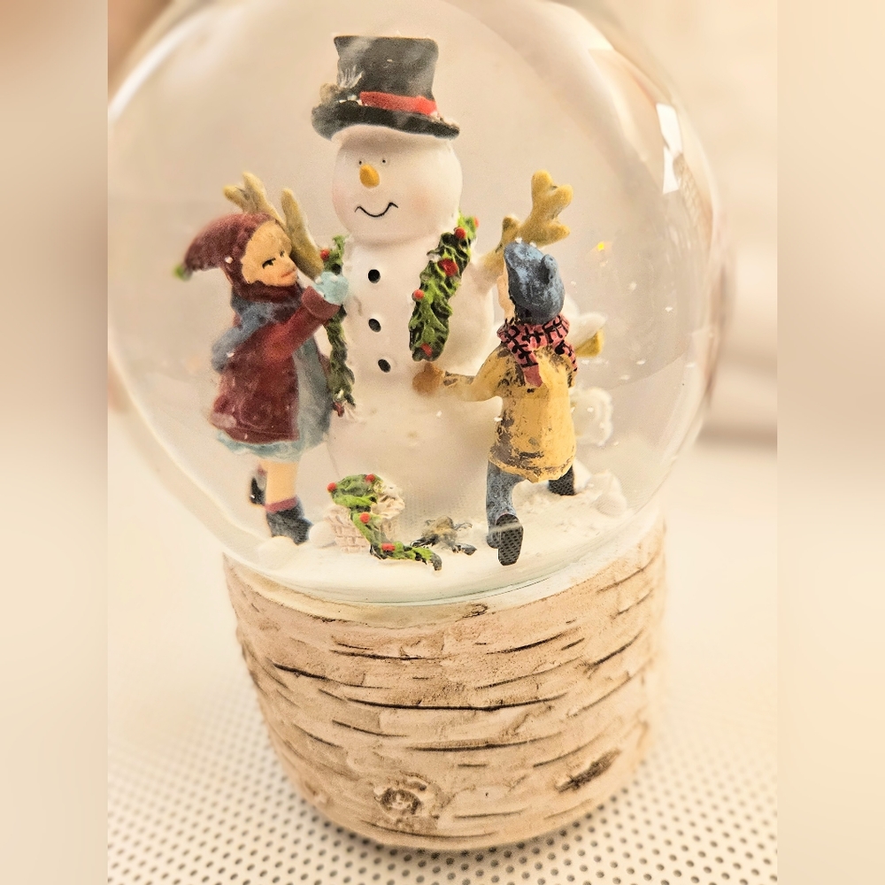 SOLD                 5.5" Kids Building a Snowman Musical Christmas Snow Globe